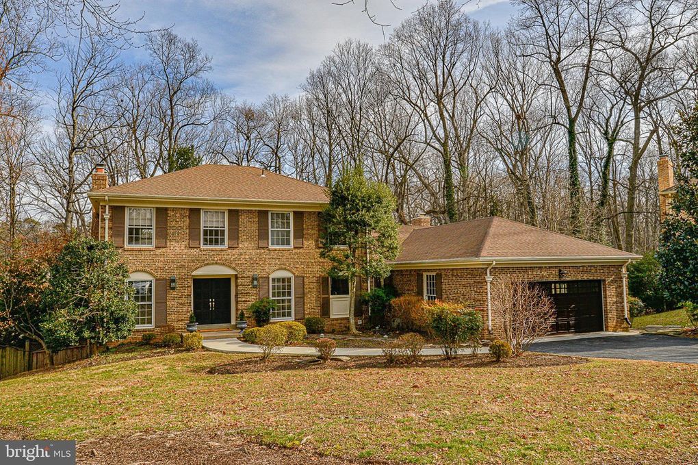 9102 Quarter Ct, Vienna, VA 22182